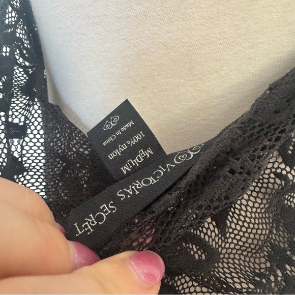 Vintage Victoria secret Black Lace  babydoll M goth coquette fairy whimsy - Picture 5 of 5